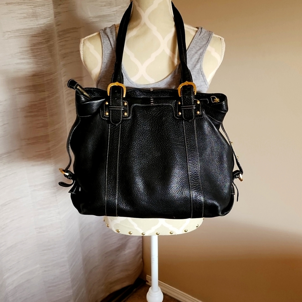💖SALE💖** VINTAGE **Dooney & Bourke Large over the shoulder bag